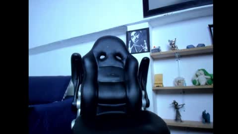 Snapshot of mathews_19 chatting on 01.30.25 Teo online show from 01.30.25