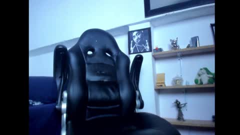 Snapshot of mathews_19 chatting on 02.01.25 Teo online show from 02.01.25