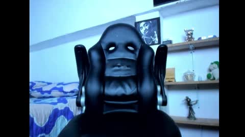 Snapshot of mathews_19 chatting on 02.15.25 Teo online show from 02.15.25