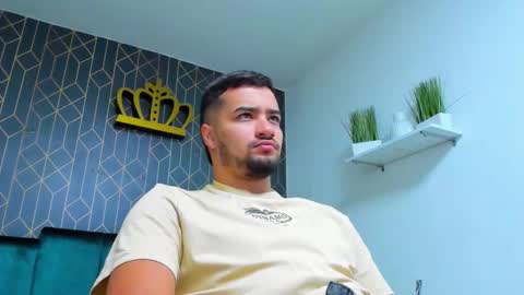 Mathews online show from 09.11.25