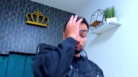 Mathews online show from 12.15.25