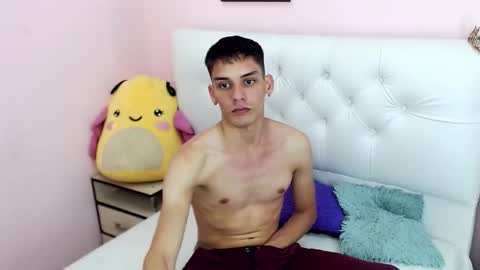 mathews_hot21 online show from 09.12.25