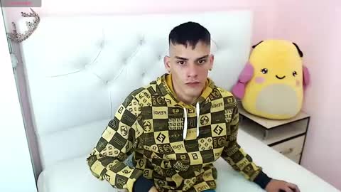 mathews_hot21 online show from 09.15.25