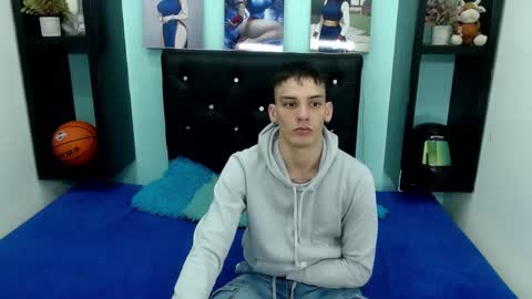 mathews_hot21 online show from 09.19.25