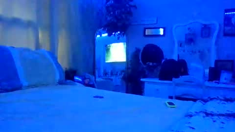 mathislauraashley2023 online show from 06.24.26