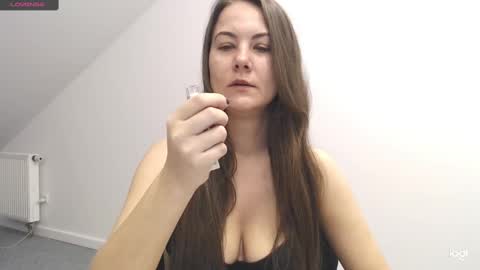 Snapshot of mati1da chatting on 12.05.24 Matild online show from 12.05.24