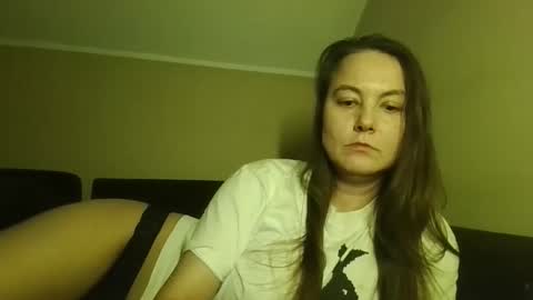 Snapshot of mati1da chatting on 10.13.25 Matild online show from 10.13.25