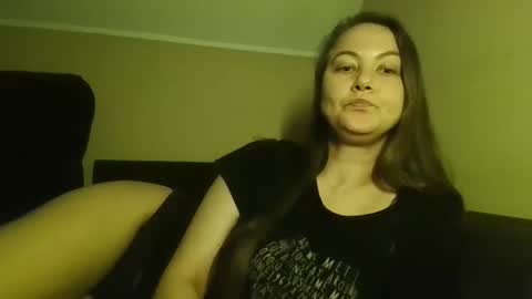 Snapshot of mati1da chatting on 10.14.25 Matild online show from 10.14.25