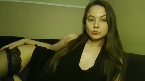 Snapshot of mati1da chatting on 10.22.25 Matild online show from 10.22.25