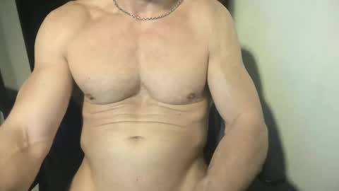 Snapshot of matiasmartin2030 chatting on 03.22.26 MatiasMatureMuscle online show from 03.22.26