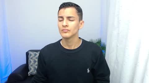 Snapshot of matiius18 chatting on 10.18.25 Matias online show from 10.18.25