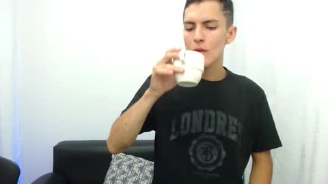 Snapshot of matiius18 chatting on 10.28.25 Matias online show from 10.28.25