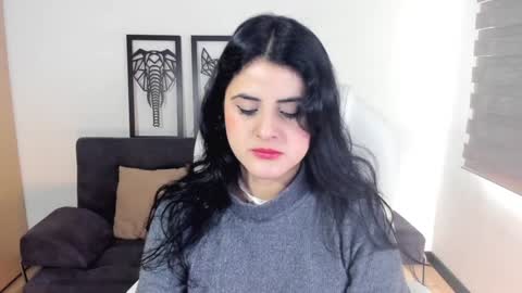 Snapshot of matilda_sweet18 chatting on 01.26.25 Lucia online show from 01.26.25