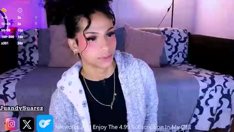 Abby Bella online show from 11.23.25