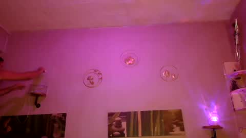 Snapshot of matrike1 chatting on 08.05.26 matrike1 online show from 08.05.26