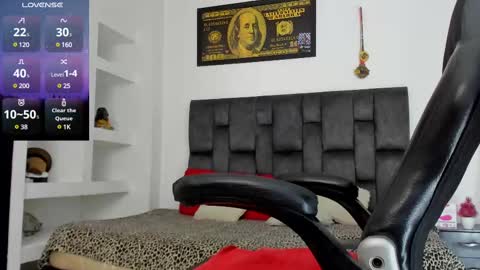 Snapshot of matt_rodriguez92 chatting on 03.01.25 matt rodriguez92 online show from 03.01.25