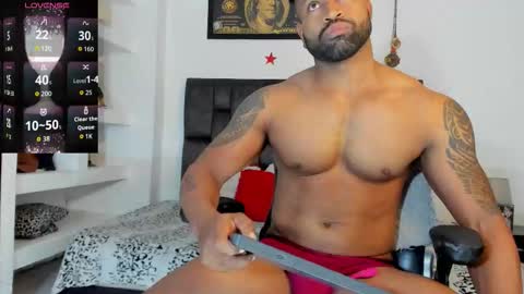 Snapshot of matt_rodriguez92 chatting on 10.13.25 matt rodriguez92 online show from 10.13.25