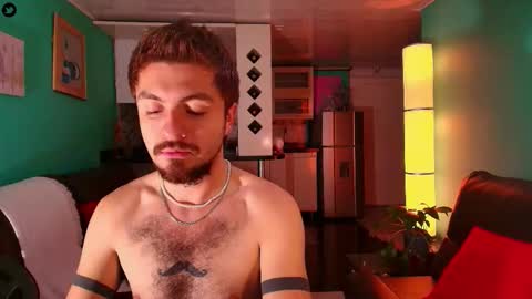 Snapshot of matteo_simpson chatting on 10.21.25 Matteo simpson online show from 10.21.25