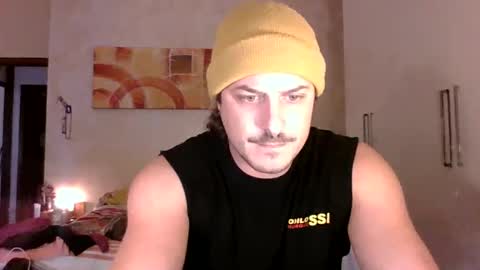 matteushh87 online show from 10.17.25