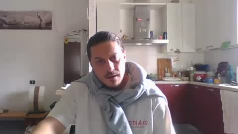 Snapshot of matteushh87 chatting on 02.18.26 matteushh87 online show from 02.18.26