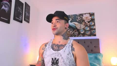 Matthew INDEPENDENT MODEL online show from 03.11.26