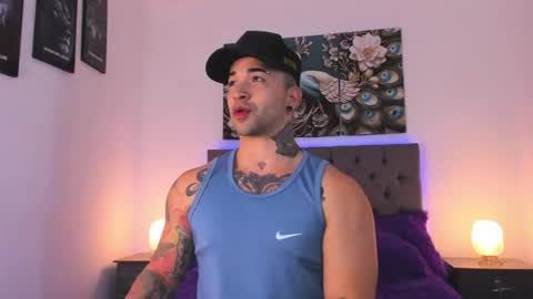 Snapshot of matthew_colee chatting on 04.19.26 Matthew INDEPENDENT MODEL online show from 04.19.26