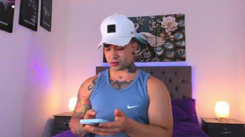 Snapshot of matthew_colee chatting on 05.05.26 Matthew INDEPENDENT MODEL online show from 05.05.26