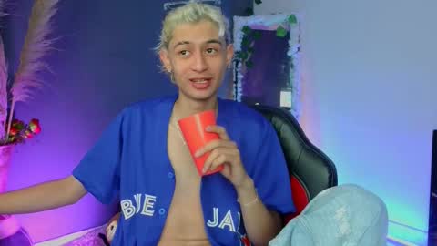 mattias     online show from 10.12.25