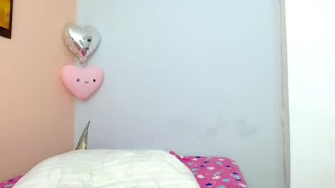 mattilda_18 online show from 03.05.25