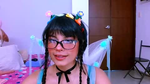 mattilda_18 online show from 03.07.25