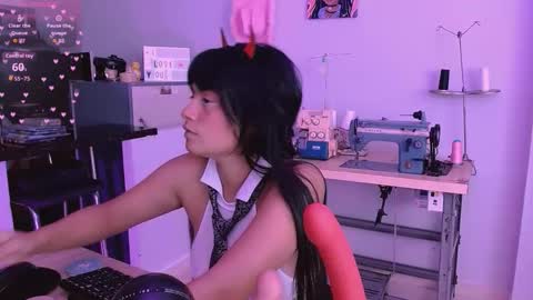 mattilda_18 online show from 09.30.25