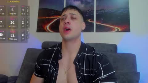 mattsaill_ online show from 10.11.25