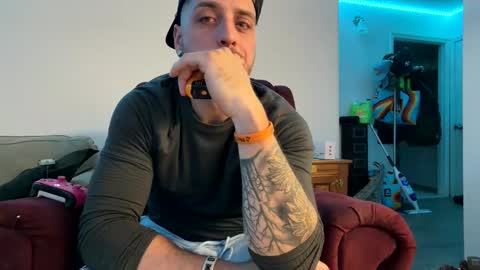 Snapshot of mattxxxceptional chatting on 11.18.25 mattxxxceptional online show from 11.18.25