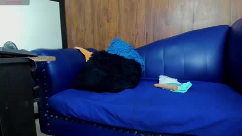 Snapshot of mature_beautiful chatting on 02.14.25 Lucy online show from 02.14.25