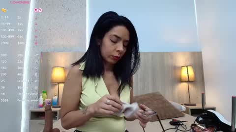 Snapshot of mature_eva chatting on 10.04.25 mature_eva online show from 10.04.25