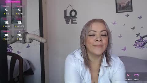 Mature liaa online show from 02.18.25