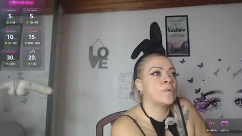 Mature liaa online show from 02.21.25