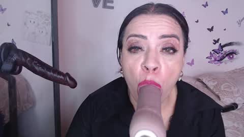 Mature liaa online show from 03.17.26