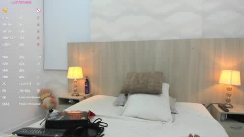 Snapshot of mature_marce chatting on 05.27.26 Marce online show from 05.27.26