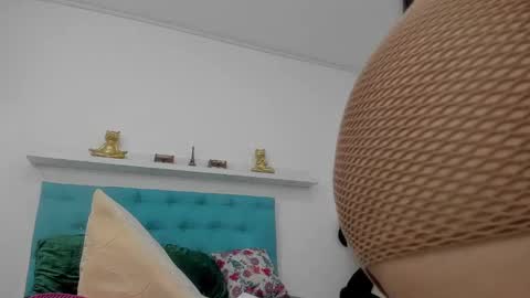 Snapshot of mature_sexylove chatting on 02.05.25 mature_sexylove online show from 02.05.25