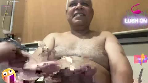 Snapshot of maturedman_44 chatting on 09.30.25 DEV online show from 09.30.25