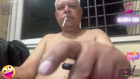 Snapshot of maturedman_44 chatting on 10.26.25 DEV online show from 10.26.25