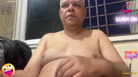 Snapshot of maturedman_44 chatting on 10.28.25 DEV online show from 10.28.25