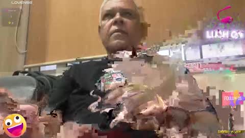 Snapshot of maturedman_44 chatting on 11.15.25 DEV online show from 11.15.25