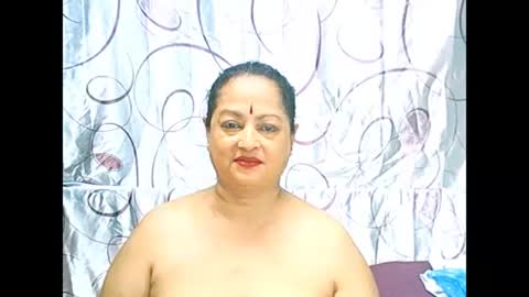 Snapshot of matureindian654u chatting on 03.04.26 matureindian654u online show from 03.04.26