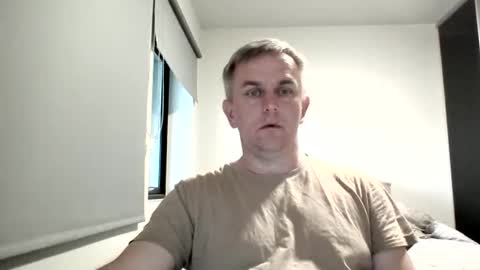Snapshot of matureontheedge chatting on 05.18.26 matureontheedge online show from 05.18.26