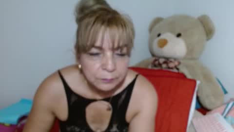 Snapshot of maturetigress4c chatting on 12.27.24 Cecilia online show from 12.27.24