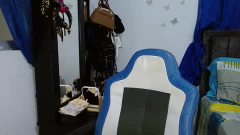 Snapshot of maturetigress4c chatting on 10.29.25 Cecilia online show from 10.29.25