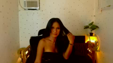 maturity_mommy_intown online show from 10.12.25