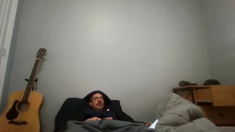 Snapshot of maubecaron1 chatting on 11.17.25 ken34yee online show from 11.17.25